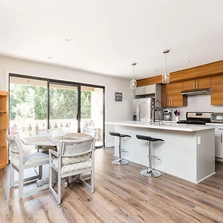 N Miller Rd Unit 230 Villa